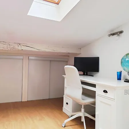 Apartment T2 In The Historic Heart Of *